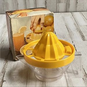 70’s Vintage Juicer in Box